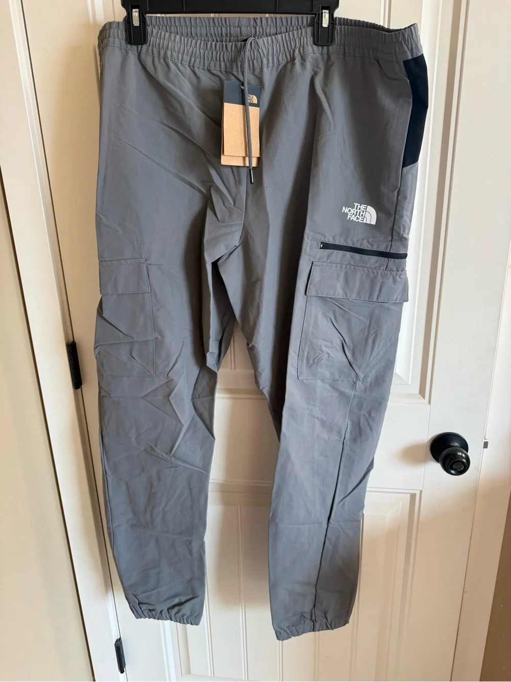 The North Face Men’s Gray Cargo Jogger Pants